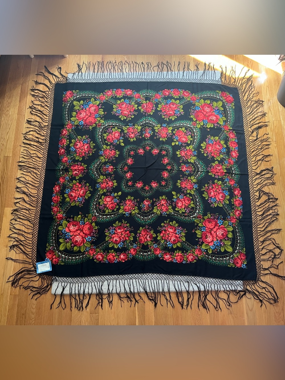 Pavlovo Posad Vintage USSR Wool Shawl Scarf 148x148 cm Black Red Floral NWT